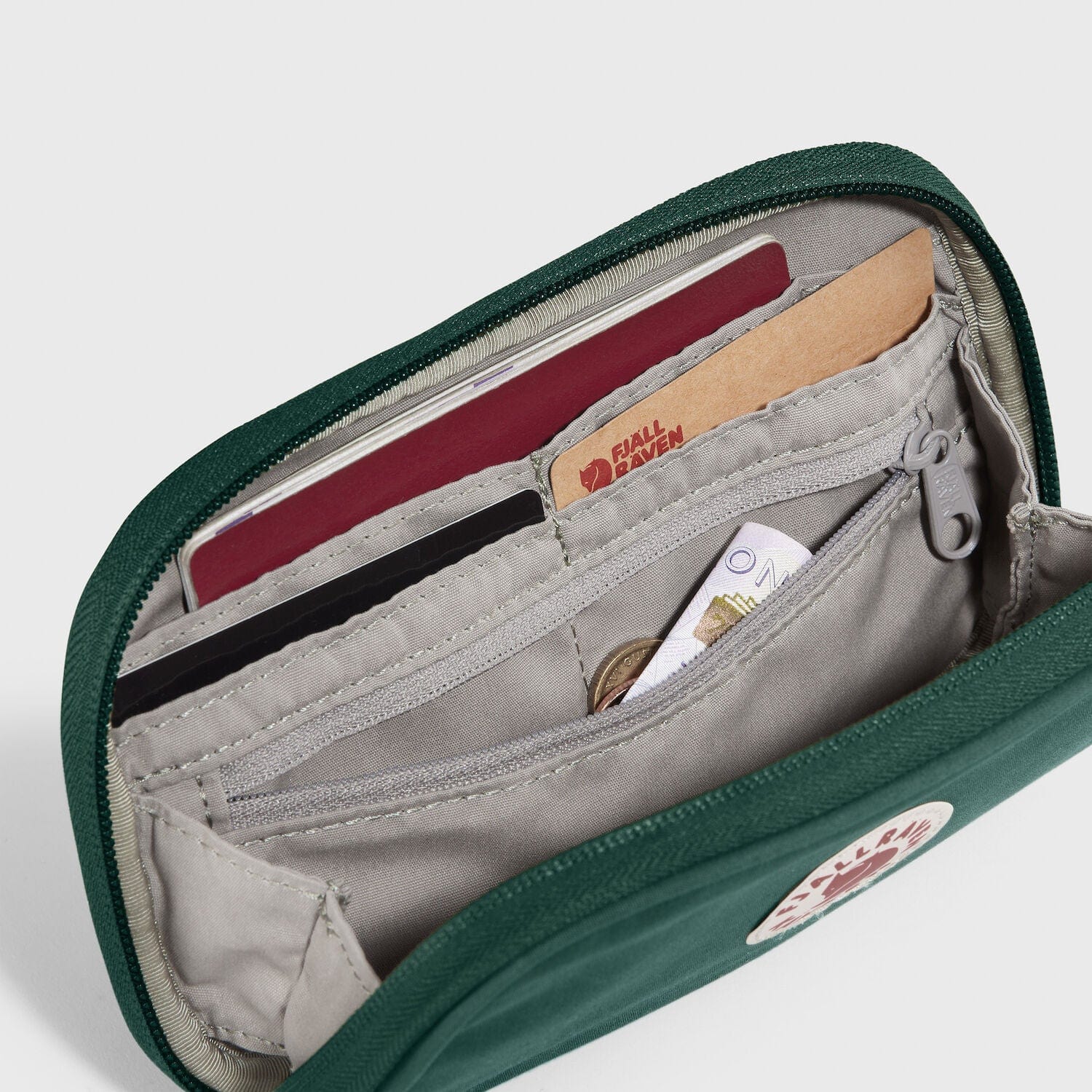 Fjällräven Kånken Travel Wallet | Fjällräven New Zealand